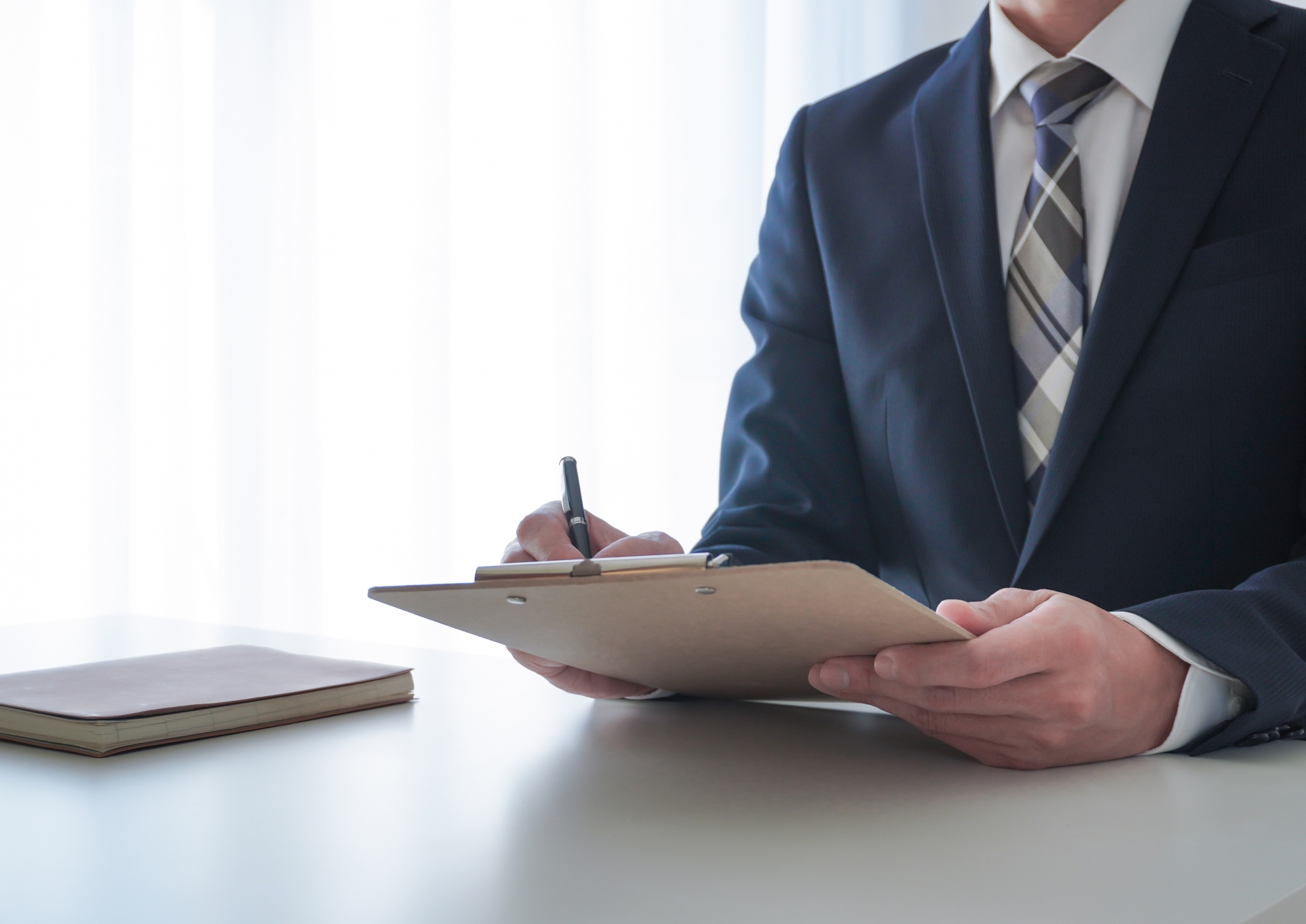 婚活準備のイメージ（プロフィール作成・準備）